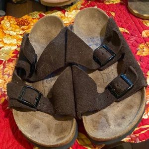 Birkenstock sandals size 38/8.5. Dark brown